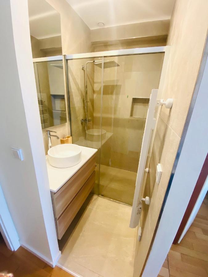 The Luxury Green Penthouse In City Center With Terrace And Free Parking Luxemburgo Exterior foto